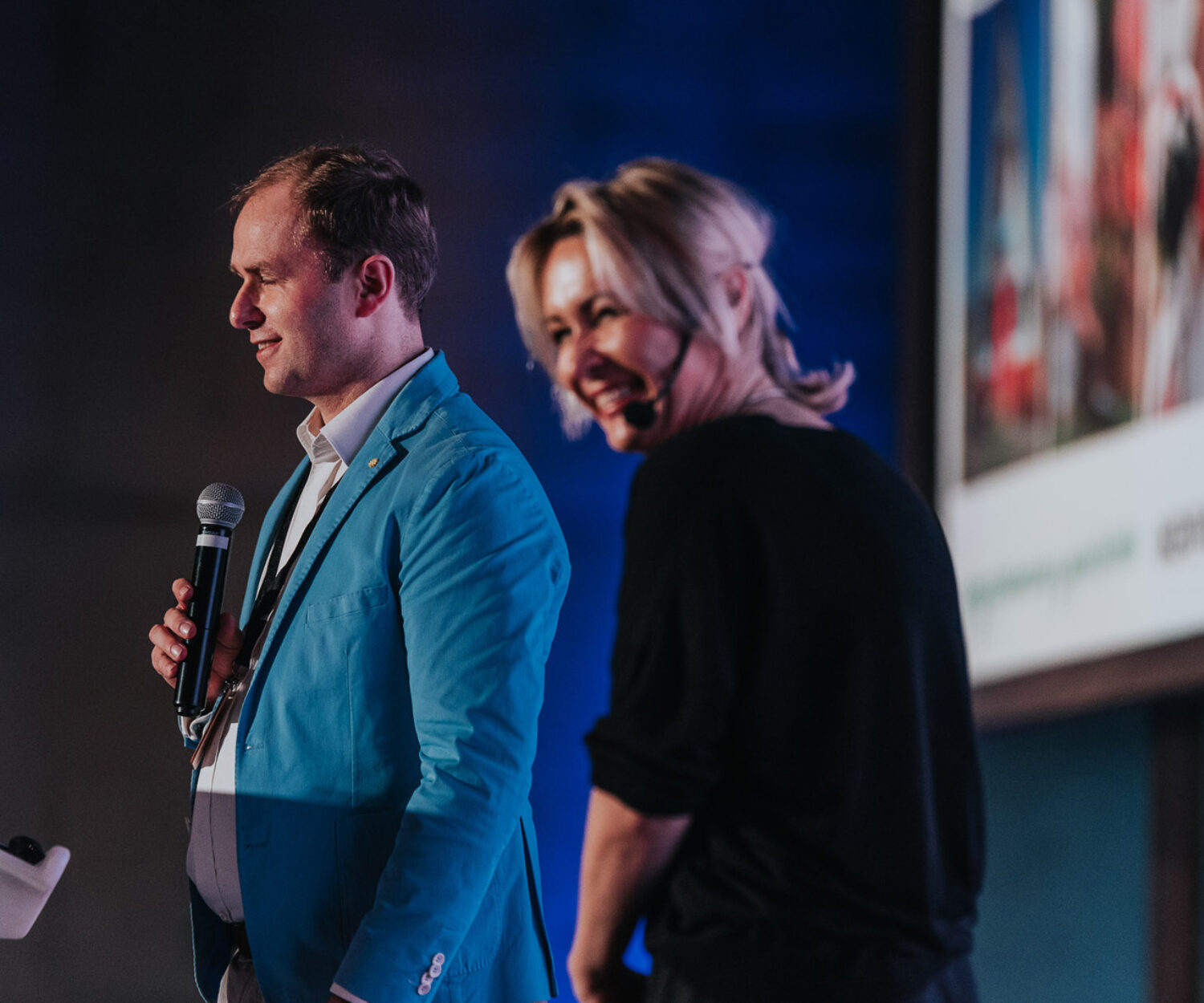 poczucie humoru w biznesie