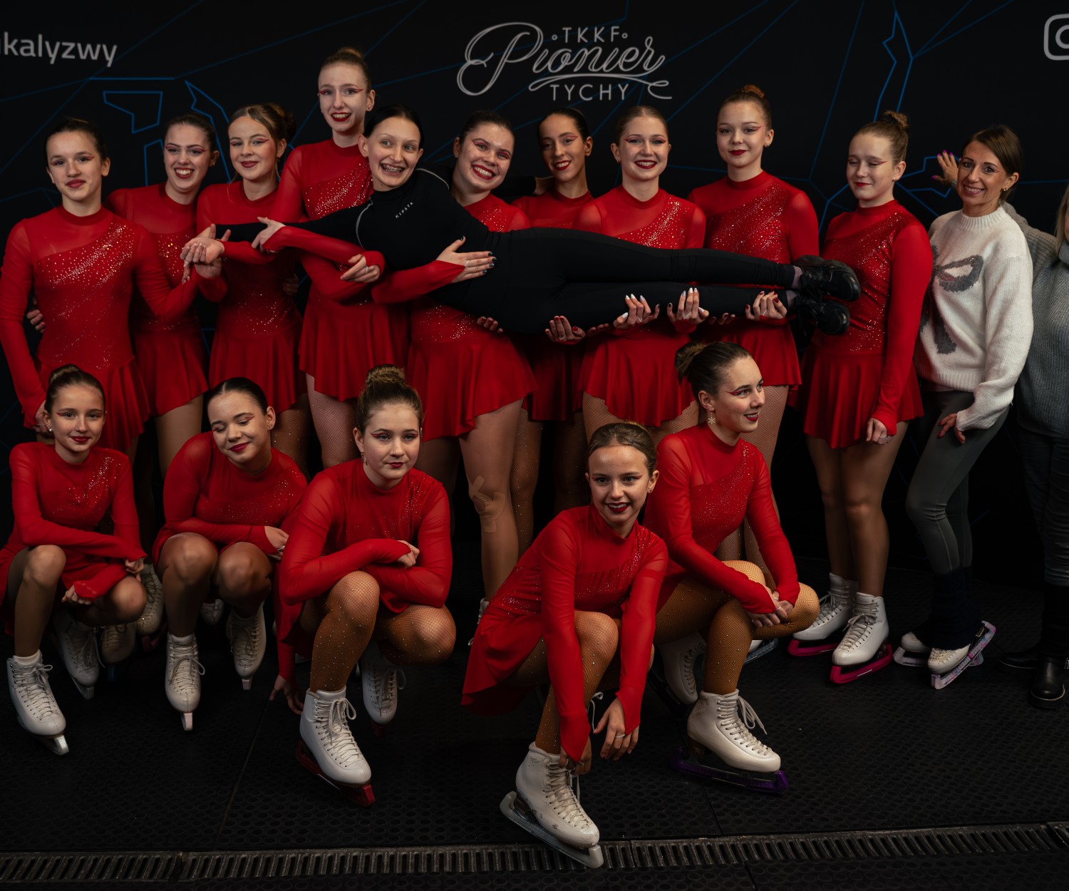 Rewia na lodzie Pionier